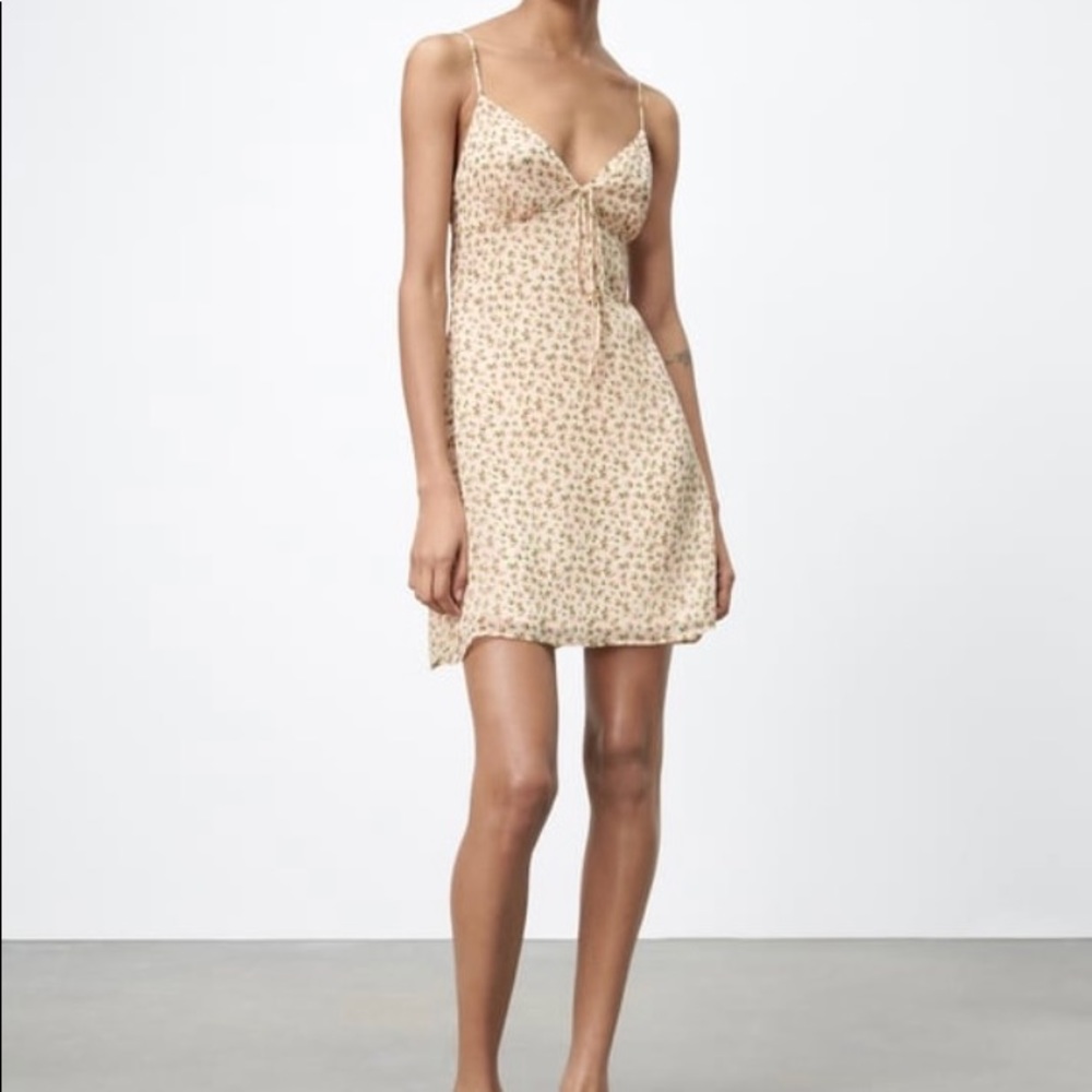 ZARA FLORAL PRINT DRESS